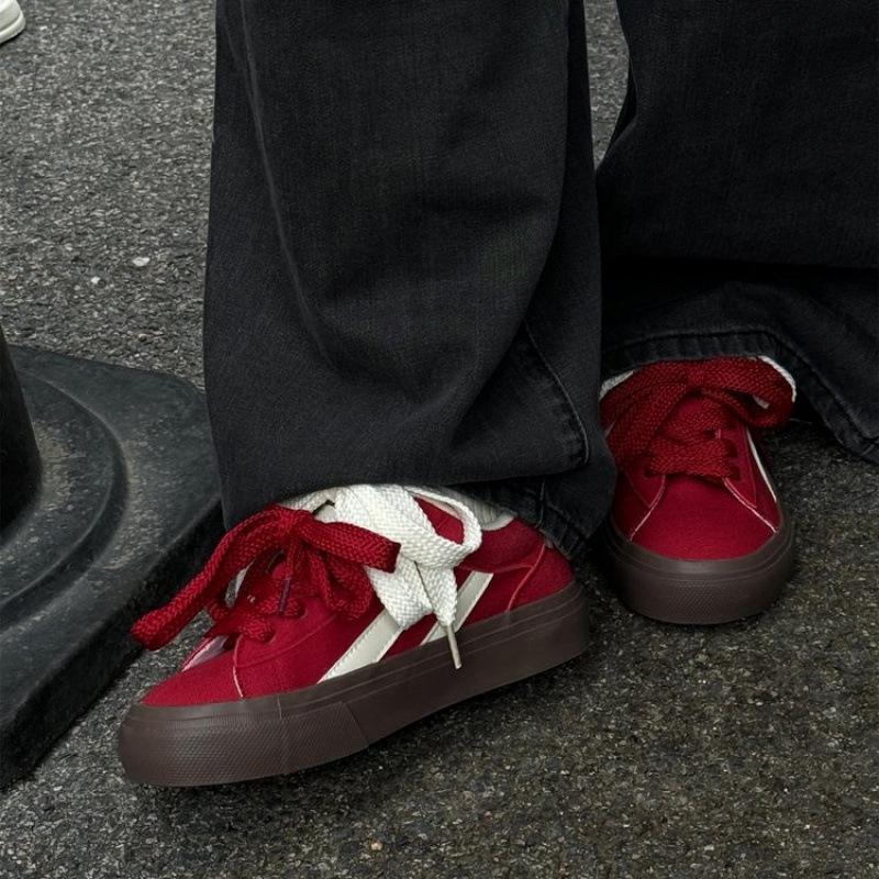 

Женские туфли томатно-красного цвета на толстой подошве - Модные, удобные и дышащие зимние 36