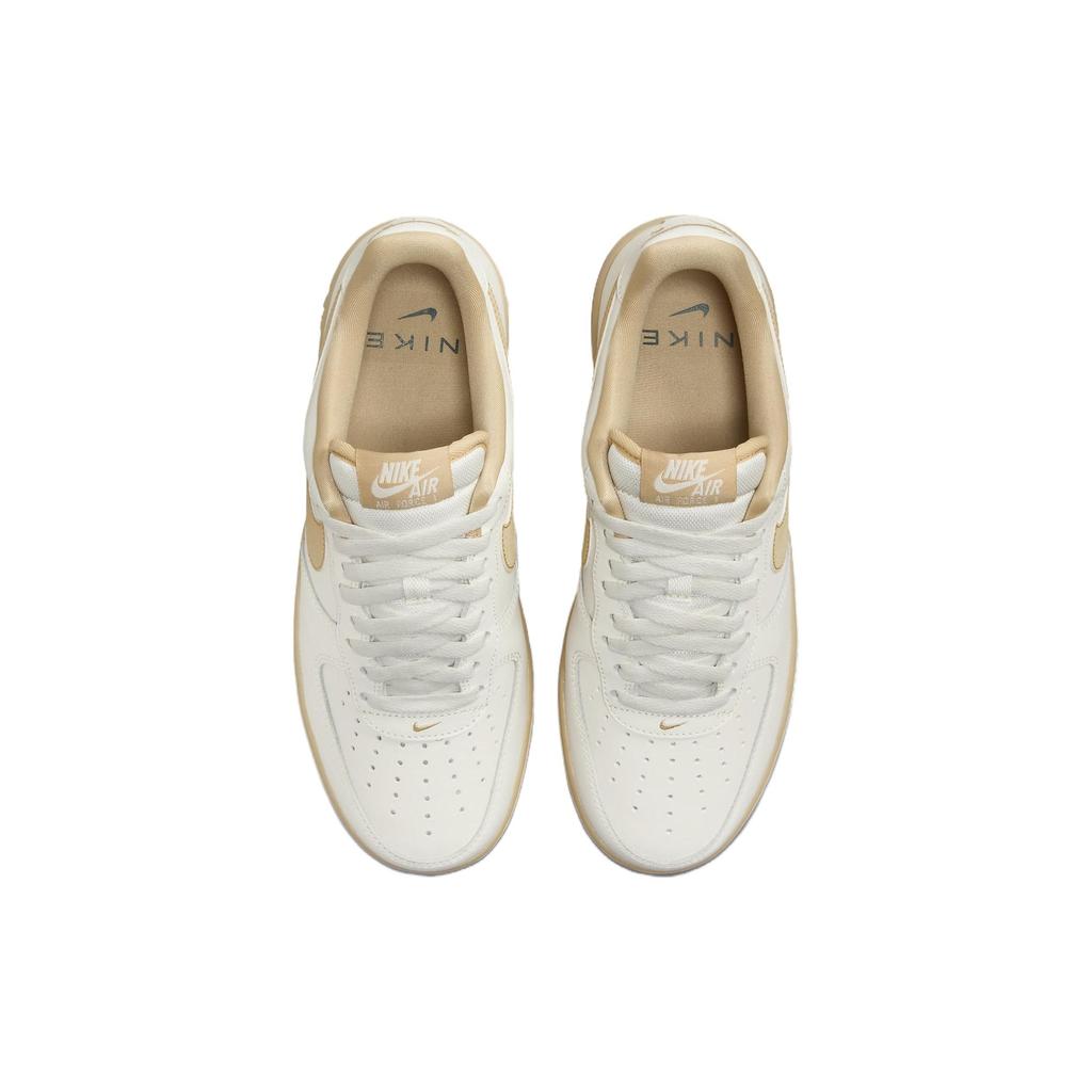 Nike Sneakers da Donna Air Force 1 07 Sail Sesame Crema Verde Vintage FZ3597-133
