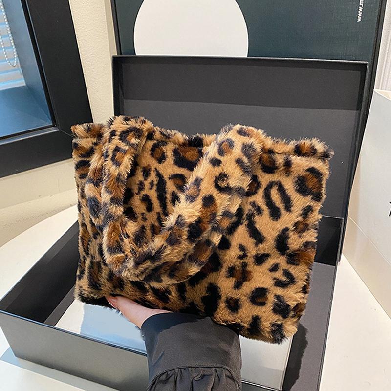 Leopard Print Plush Handbag Soft Fluffy Tote Bag Stylish Shoulder Bags for Women Daily Use Winter Plush Far Totes KTY