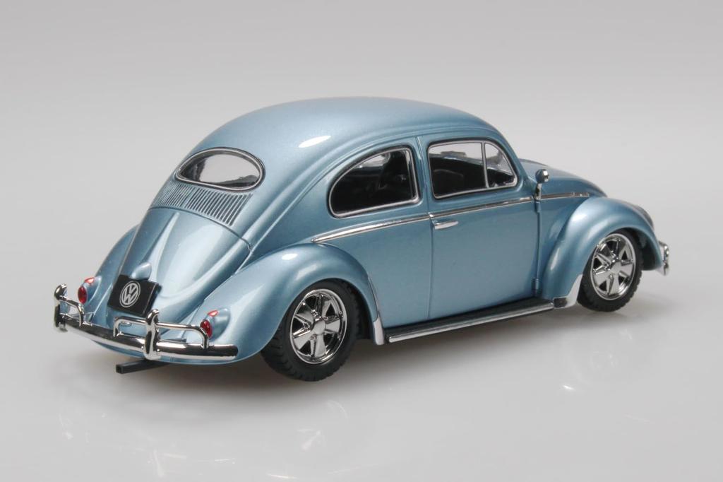 Aoshima Bunka Kyozai Rakupura Snap Kit Volkswagen Beetle Custom Scale Plastic Model Kit Co., Ltd. (AOSHIMA) No. 20CU-SS (Strato Silver) 1/32