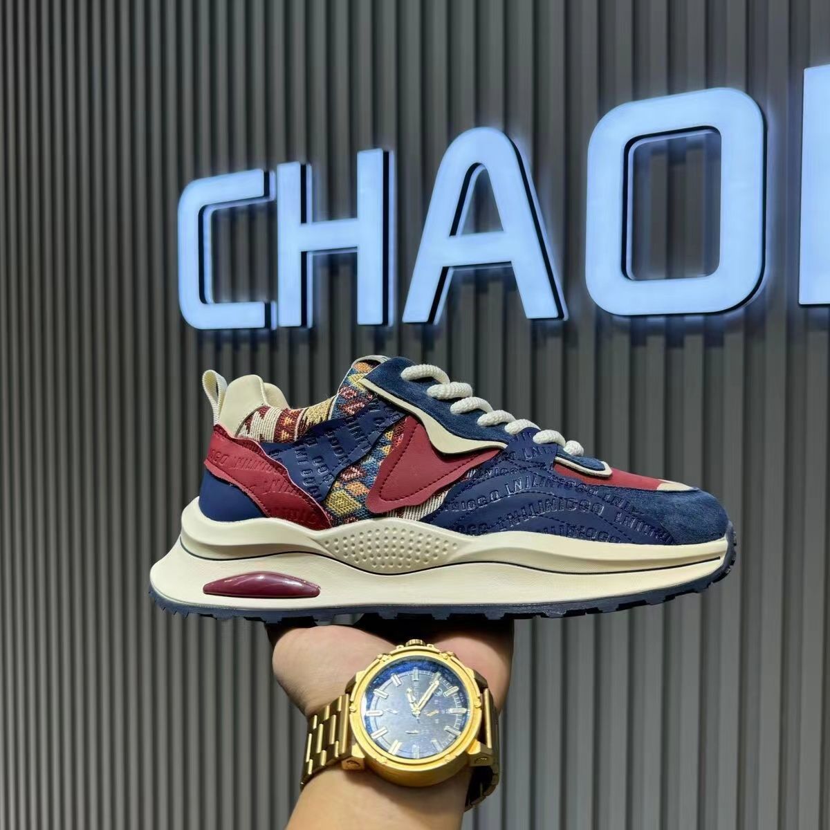 

Дизайнерский бренд Низкие кроссовки с принтом Повседневная обувь Мужские Новые Удобные Вышитая ткань Толстая подошва Повседневные Универсальные Кроссовки Мужские 39 синий