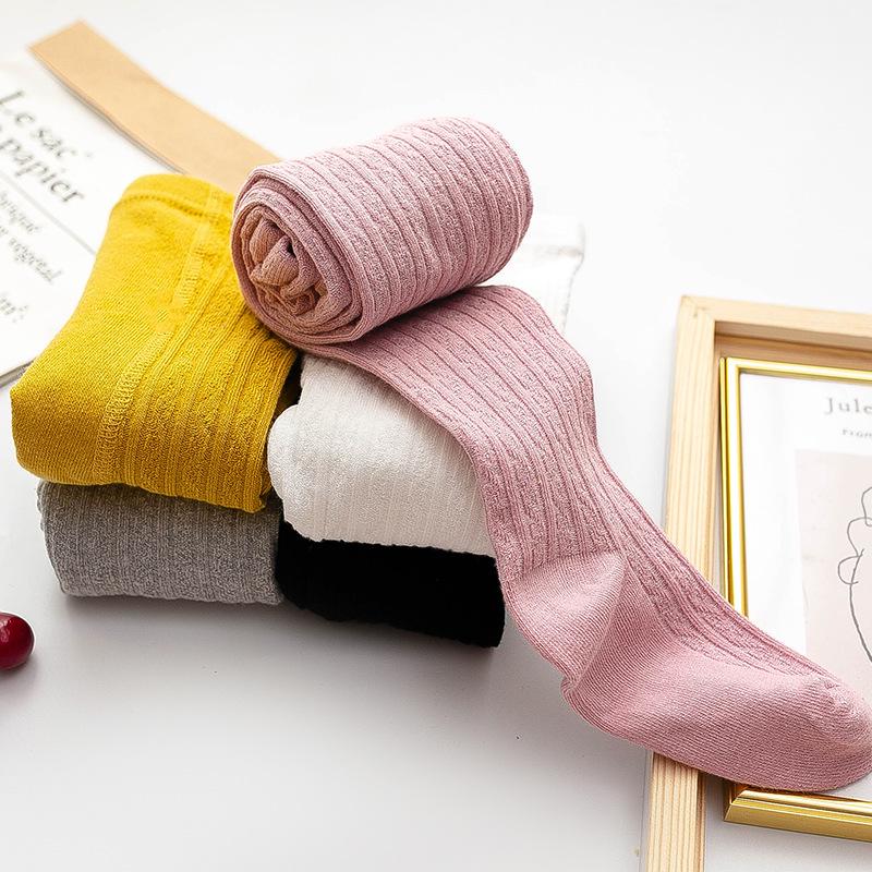 Chiloți noi pentru bebeluși: Bumbac de culoare uni, respirabil, toamna/iarna, design mic Twist, ideal pentru copii.