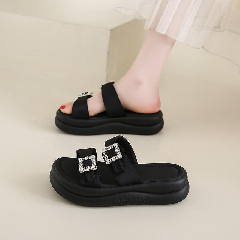 Summer 2025 New Niche Design Belt Buckle Double Belt Cool Slippers Women Wear Comfortable Thick Bottom Fashion One-word Drag