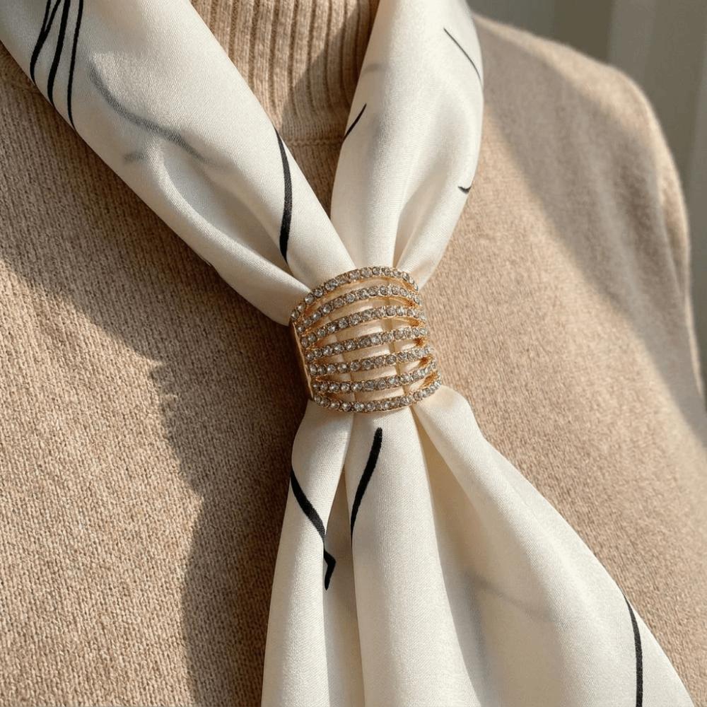 Full Rhinestone Scarf Buckle Clip Exquisite Shawl Decorative Accessory Daily Wear