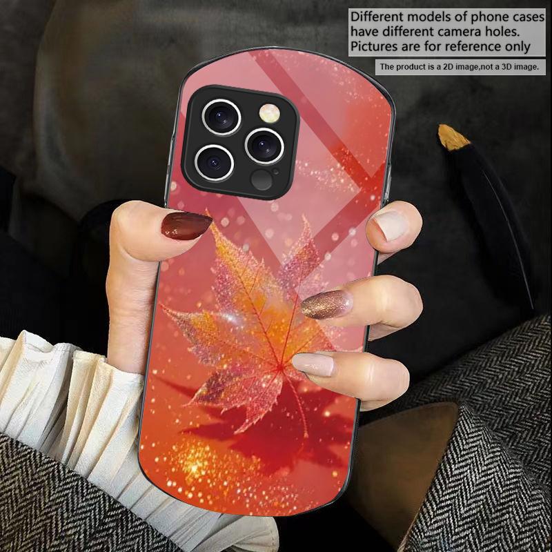 Green Maple Leaf Texture For iPhone 17 16 15 14 Pro 13 Plus 12 mini 11 Pro Max XR X S 7 8 Elliptical Tempered Glass Phone Case