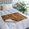 Luxury Throw Faux Fur Pet Blanket 100% Polyester Waterproof Warm for Dogs Travel In Winter Waterproof Pet Blanket