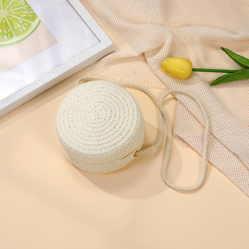 Children's bags Girls messenger bags New summer woven straw bags Seaside vacation girls round shoulder bag