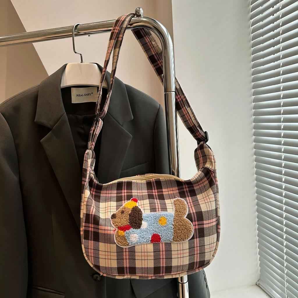 Chic Urban Minimalist Plaid Canvas Handbag Soft Shoulder Bag For Everyday Use In Three Colors