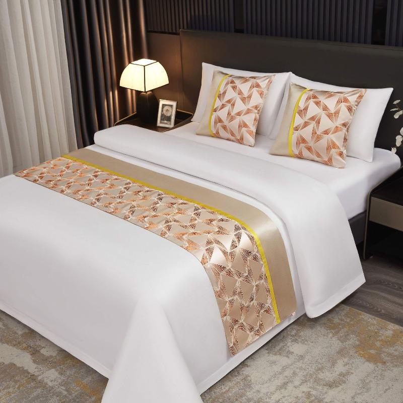 Light Luxury High-end Hotel Bed Flags Vintage Decorative Scarves Bedding Same Style Pillowcase European Style Wedding Room Home Decorat Bed Tail Towel