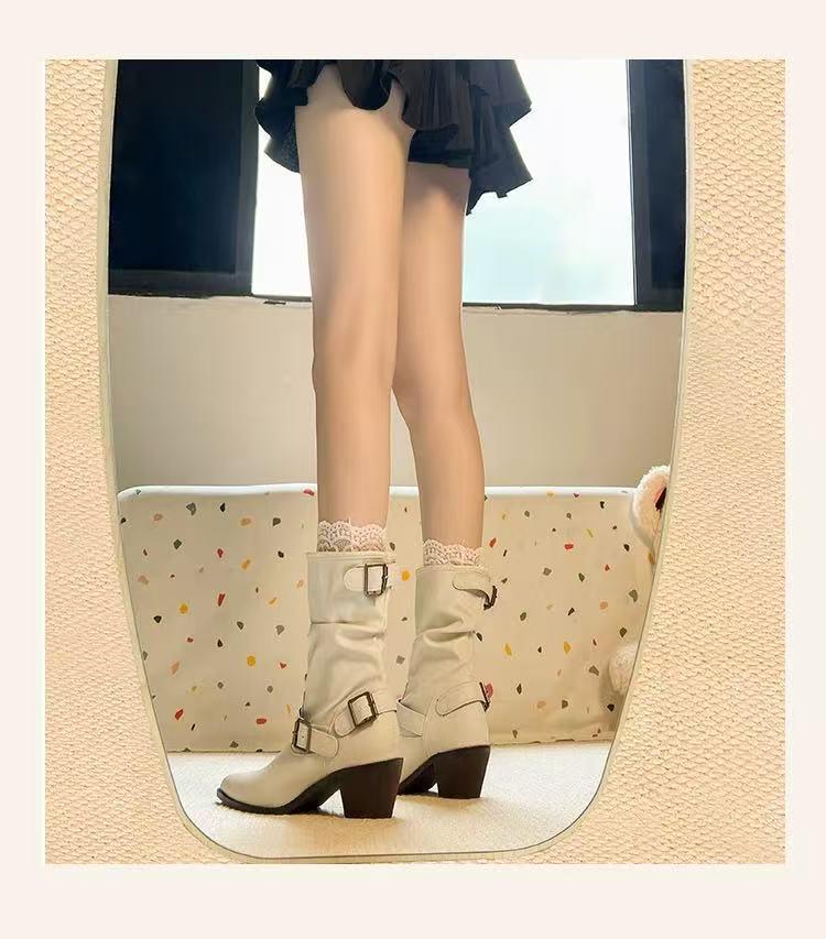 Women's Retro White Chunky Heel Martin Boots with Pointed Toe - Autumn/Winter 2025 Fashion Collection.