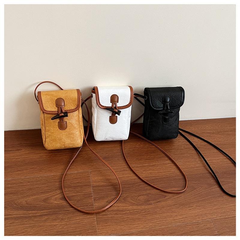 Simple Casual Commuter Mobile Phone Bag Summer New Fashion Horn Buckle Fashion Versatile Shoulder Messenger Bag