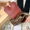 Guangzhou Rucksack aus echtem Leder Damen Neu Herbst und Winter Modisch Vintage Blume Große Kapazität Rucksack Vielseitig Lässig Reise Tasche