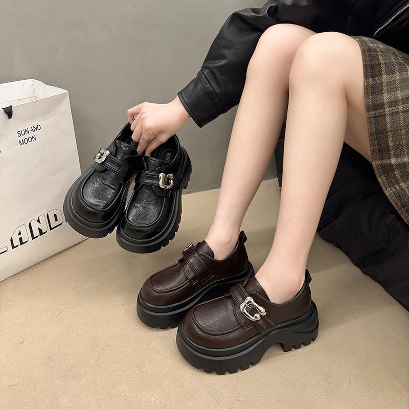 Korean Version of Platform Soft Leather Loafers for Women's Spring and Summer 2025 New Versatile Small Height Increase with Skirt Small Leather Shoes
