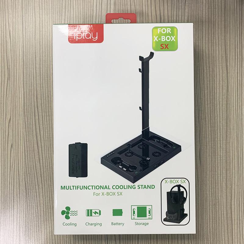 Suporte para Xbox Series X com ventoinha, estação de carregamento para dois controles com 4 ventoinhas de resfriamento, 1 suporte para fone de ouvido, pacote com 2 baterias recarregáveis de 1400 mAh