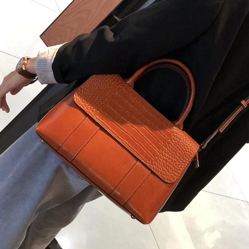 Fashion Leather New Portable Tote Bag Women's Commuter Versatile Large-capacity High-end Shoulder Messenger Bag