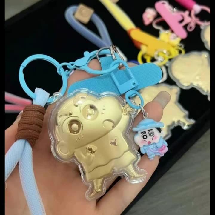Pure Gold Crayon Shin-chan Superman Keychain Phone Charm Gift