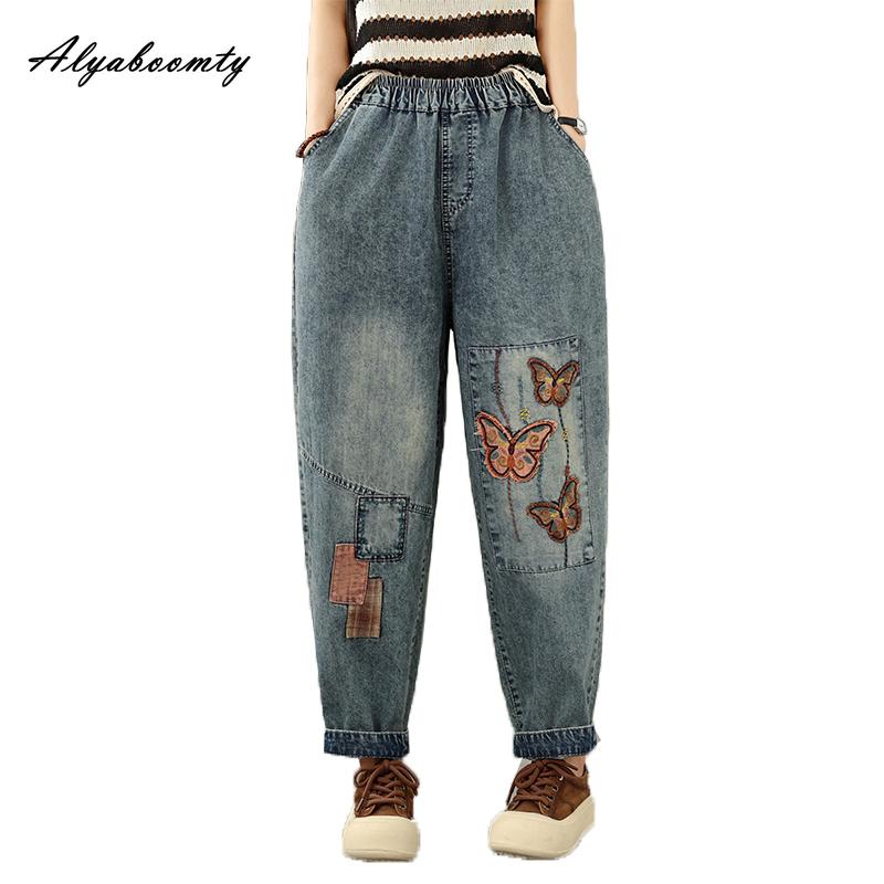 Korean Fashion Spring Summer Women Harem Jeans Elastic Waist Butterfly Embroidery Casual Loose Denim Pants Vintage Classical Ladies' Jeans