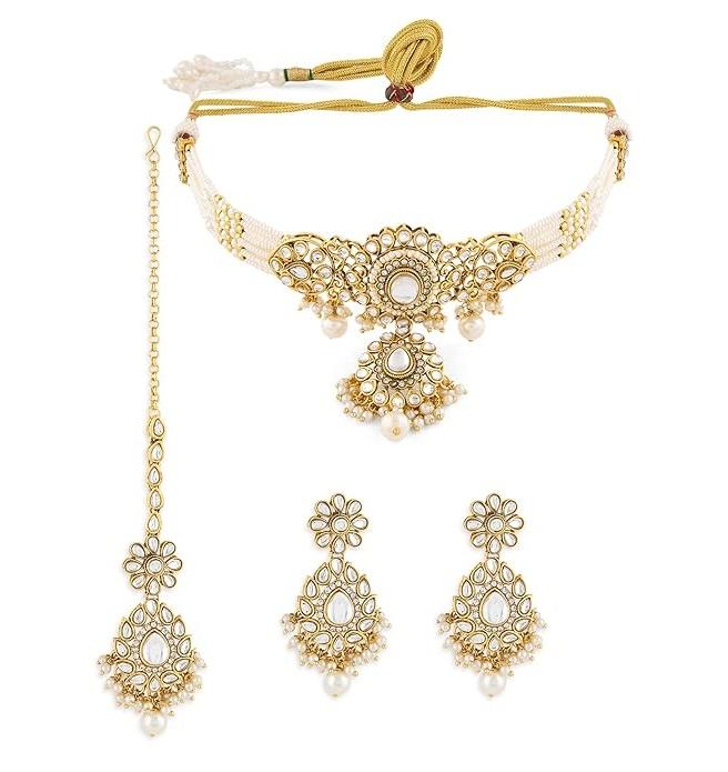 Gold Tone Dazzling Kundan Multistrand Pearls Choker Necklace Earring & Maangtikka Set For Women Onesize