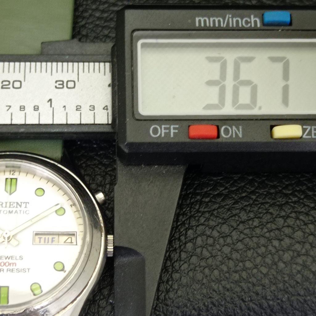 VINTAGE ORIENT AUTOMATIC 46943 JAPAN MENS WHITE COLOR DIAL WATCH A700641-5 R204-a700641