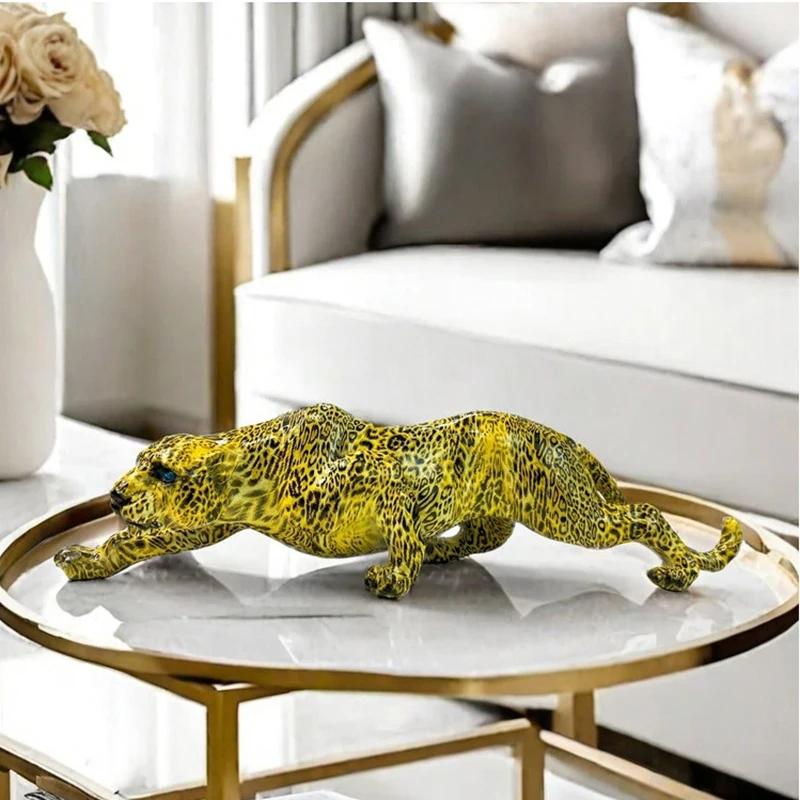 Cheetah Statue Home Decor Leopard Sculpture Resin Sitting Panther Figurine Desktop Table Top Ornament Home Office Decoration