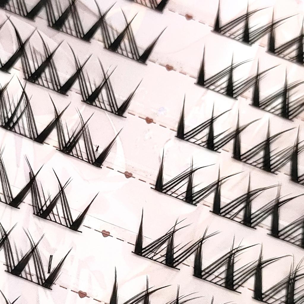 Comic Long-Lasting Fake Lashes with Eye Tail Lengthening Enlarge Your Eyes Design Ideal for Cosplay and Costume Parties