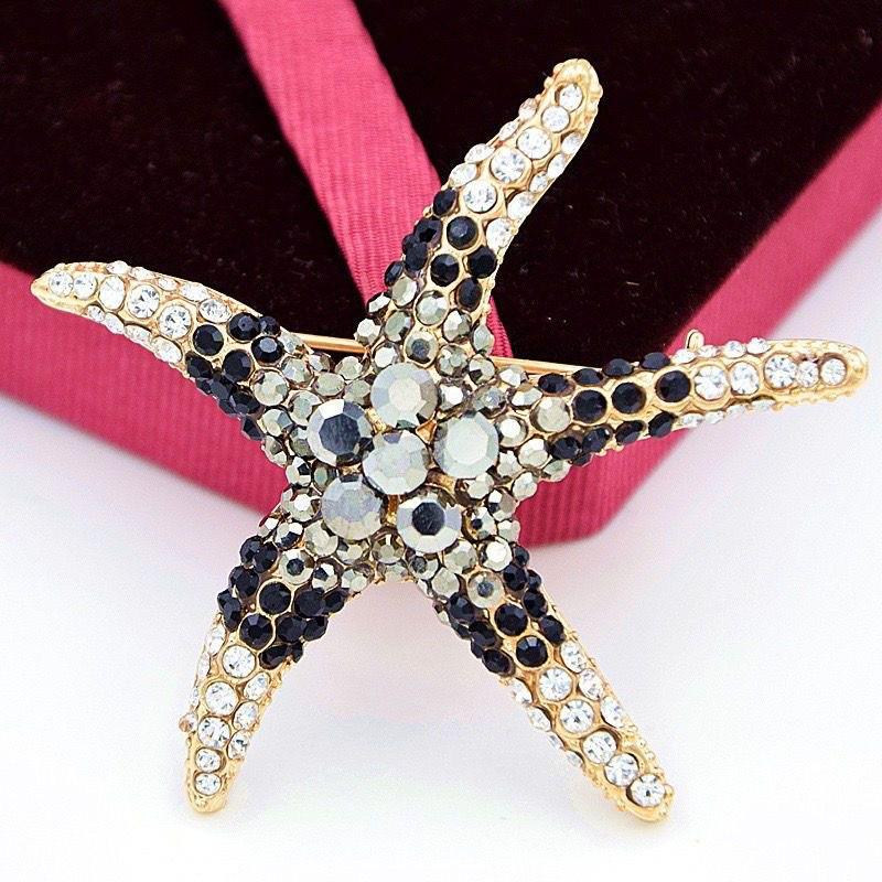 Korean Marine Life Brooch: Starfish & Shell Pin with Metal, Diamond, & Pearl Accents