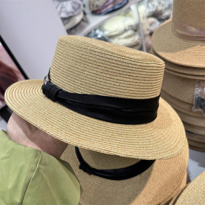 French flat top sunscreen straw hat women's summer seaside vacation sun hat Internet celebrity straw woven wide brim small fresh top hat