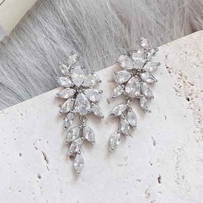 Huitan Elegant Bridal Dangle Earrings Color Crystal Cubic Zirconia Luxury Accessories for Women Party Statement Jewelry