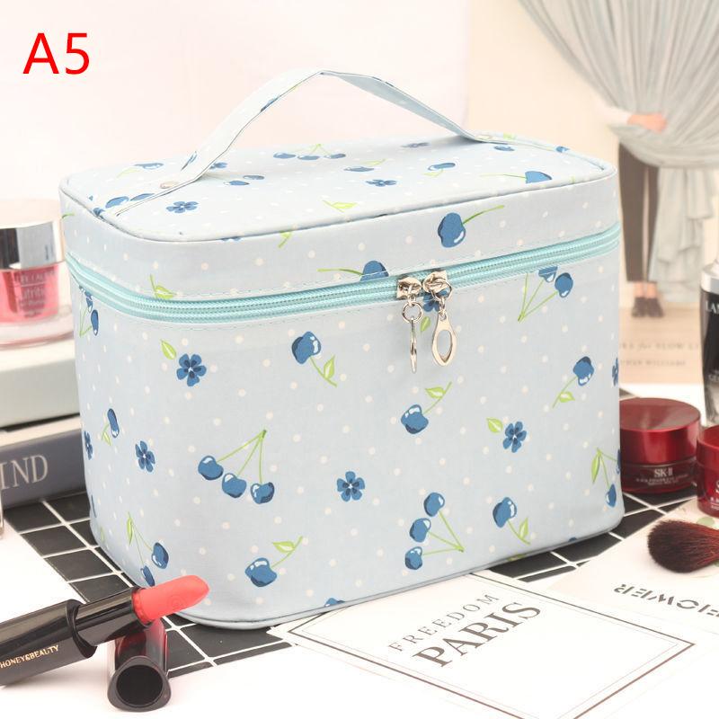 Women'S Large Capacity Cosmetic Bag Toiletry Storage Organizer Beauty Pouch Girls Travel Waterproof Makeup Case Handbag