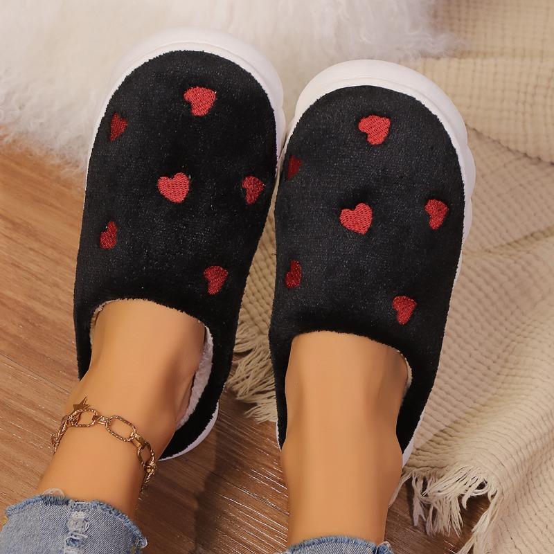 Fashion 2025 New Furry Slippers Comfortable Heart Shape Pattern Slippers Fluffy Warm Home Slippers Women's Cotton Shoes Zapatos De Mujer