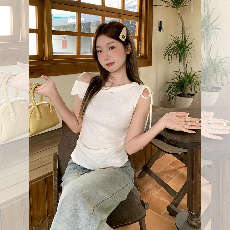 High-end sense unique swinging collar one-word off-the-shoulder pleated thin short-sleeved T-shirt women's summer wear sleeveless pure desire top