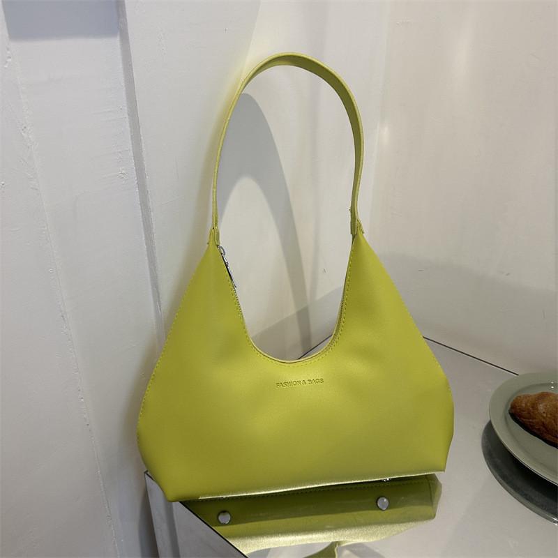 Trendy Fashionable Underarm Bag For Women 2023 Fall Stylish Simple Handbag Casual Unique Shoulder Bag