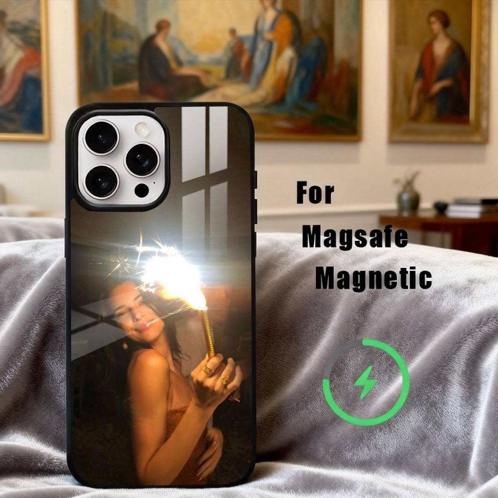 Beautiful K-Kendall J-Jenner Model Phone Case For iPhone17,16,15,14,13,12,11 Plus,Pro Max Magnetic For Magsafe Wireless Charging