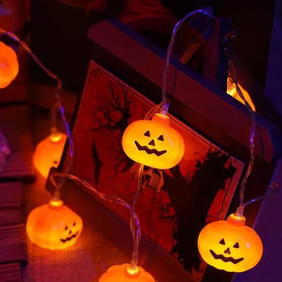 Halloween Light String 3D Pumpkin Design Easy to Use Battery Operated LED Light String Indoor Outdoor Decoration