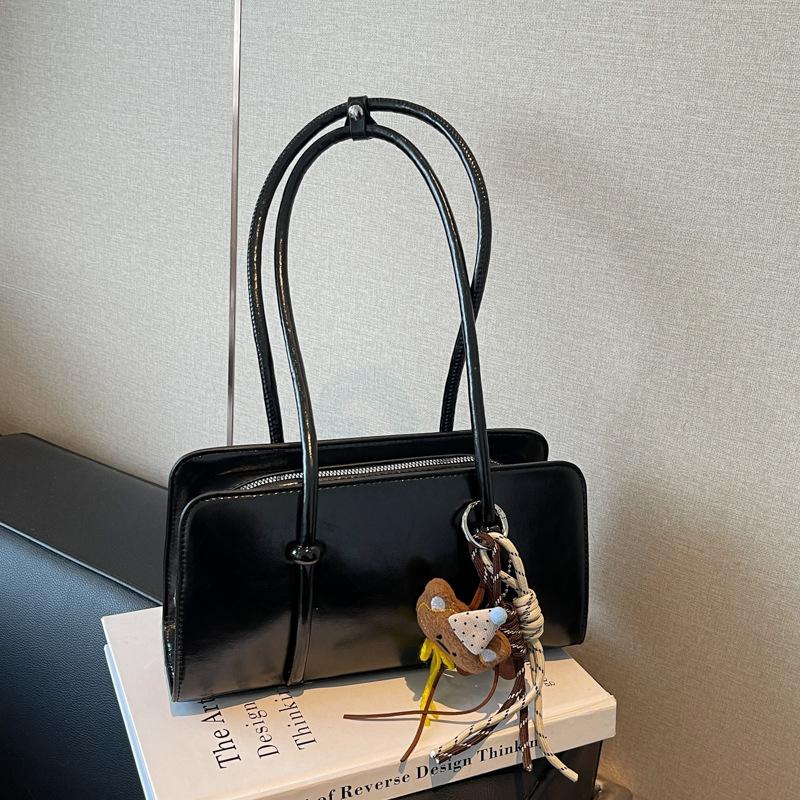 Retro Bag Women's Large Capacity 2025 New Autumn and Winter Versatile Shoulder Underarm Bag Casual Texture Commuter Pillow Bag