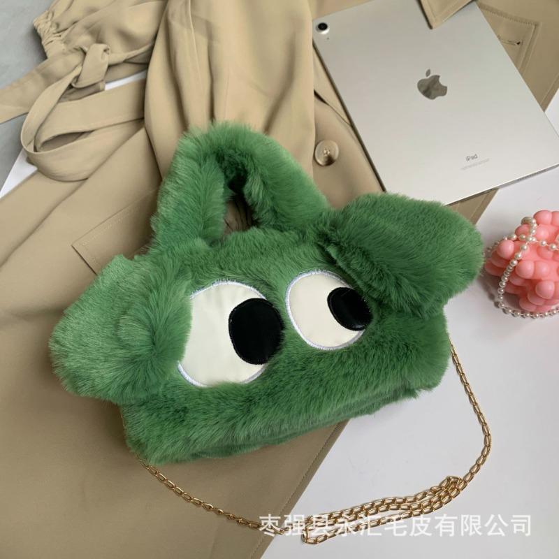 Plush bag big eyes cute dog women's bag fashion trend portable tote bag cute plush bag hand carry