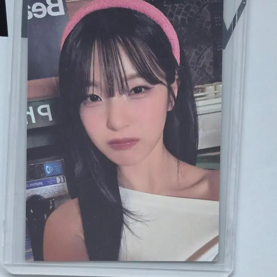 FROMIS_9 Baek Ji-heon Promo Card