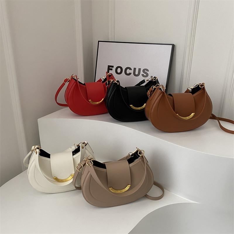 Niche Design Bag Women's New Women's Bag Solid Color Fashion Casual Messenger Bag Simple Shoulder Armpit Bag Tide