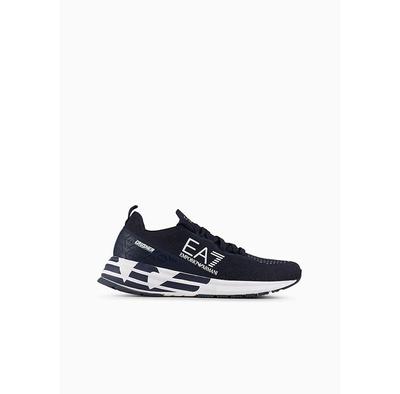 X8X095 XK240 Sneakers