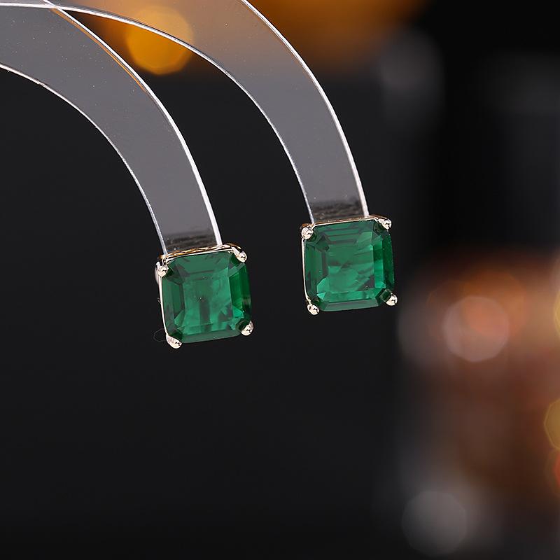 S925 silver needle earrings geometric square zircon earrings niche design temperament versatile small square diamond simple stud earrings