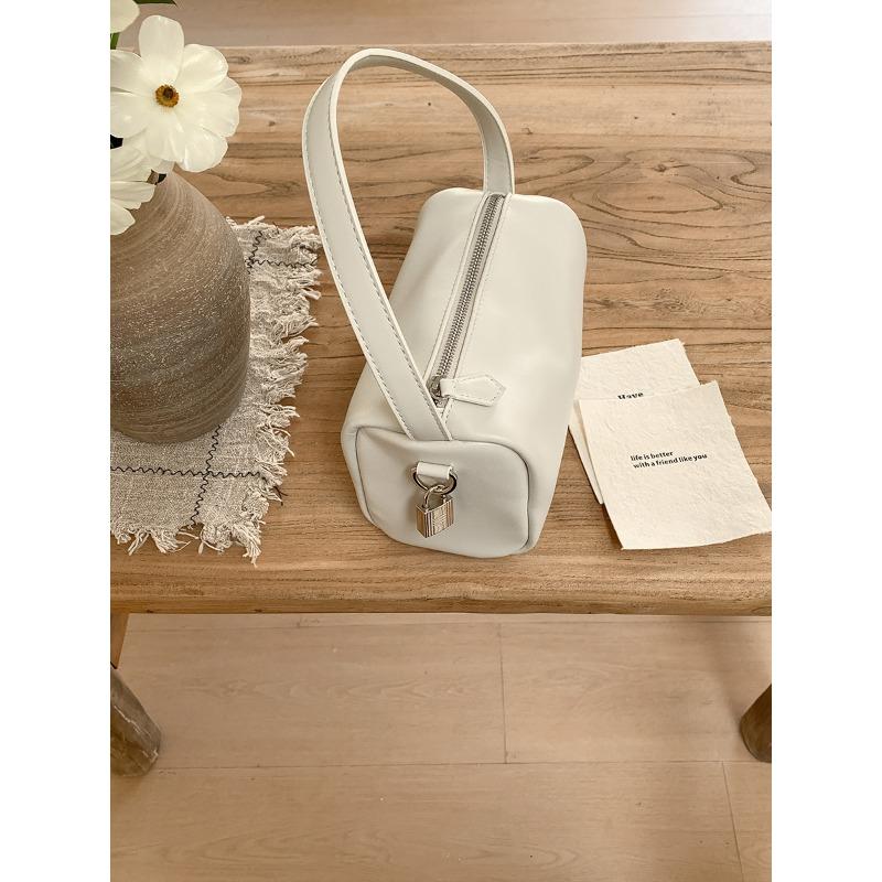 Hand Carry Pillow Bag Niche Summer New Shoulder Small Square Bag Soft Leather Handbag Women