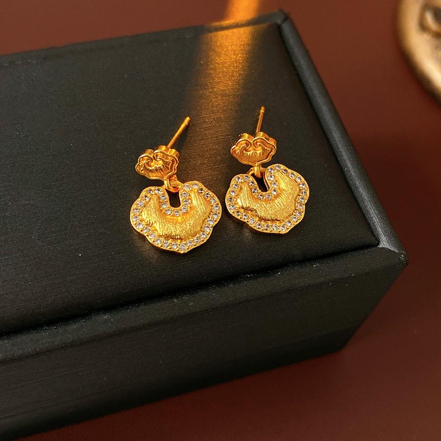Silver Needle New Chinese Simple Diamond-encrusted Lucky Bag Fringed Earrings, Earrings, Exquisite Versatile Earrings