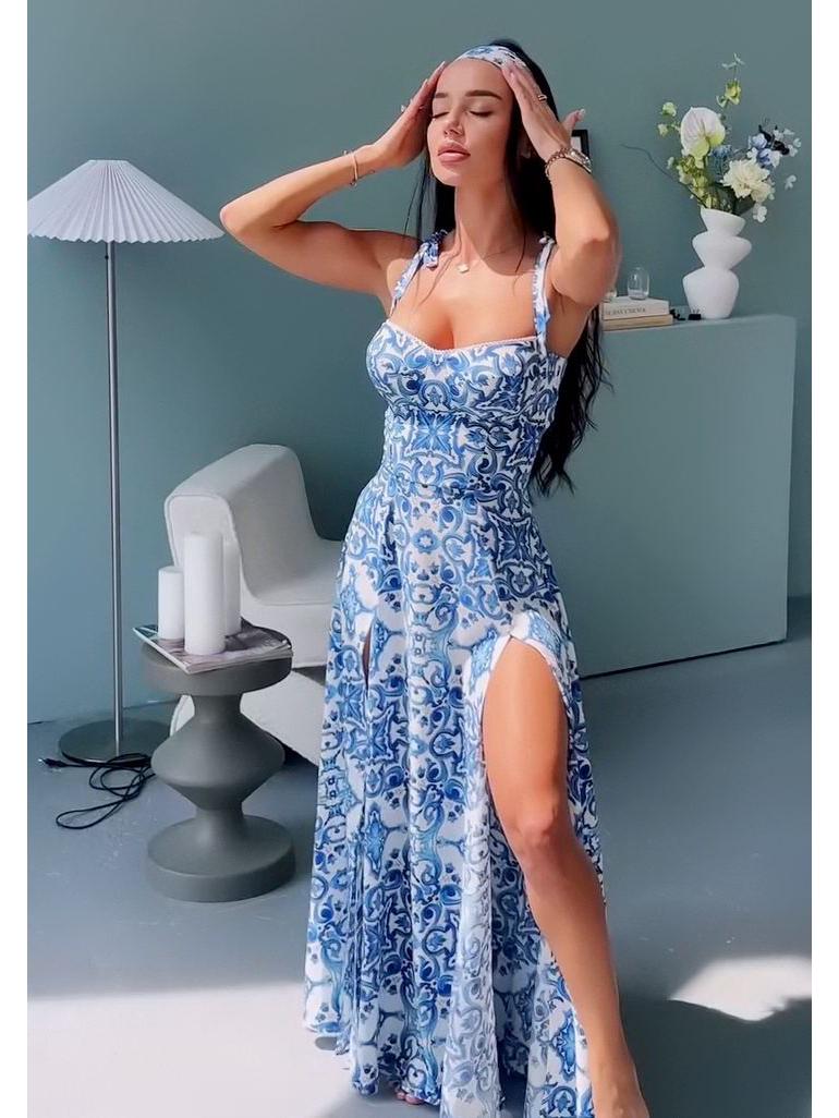 

Летнее платье 2025 года в европейском и американском стиле с цветочным принтом, разрезом, без рукавов, приталенное XS светло-синий