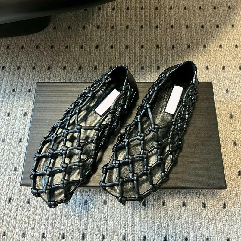 Sheepskin Version~ French Woven Mesh Hollow Flat Bottom Round Head Summer Sandals Fashion Pig Cage Shoes Red