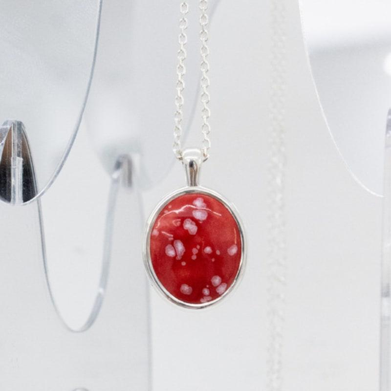 metamic Classic Necklace (Mushroom Red)