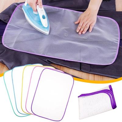 1 ADET Rastgele Renkli Isıya Dayanıklı Ütü Koruyucu Kumaş Dayanıklı Polyester File Ped Güvenli Buharlı Ütüleme İçin Giysileri ve Ütü Masalarını Korur
