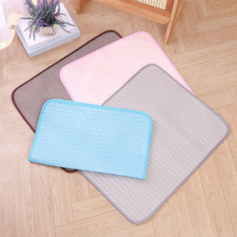 Breathable Pet Ice Pad Bite Resistant Dog Cooling Mat Dog Cooling Ice Pad for Dogs Cats