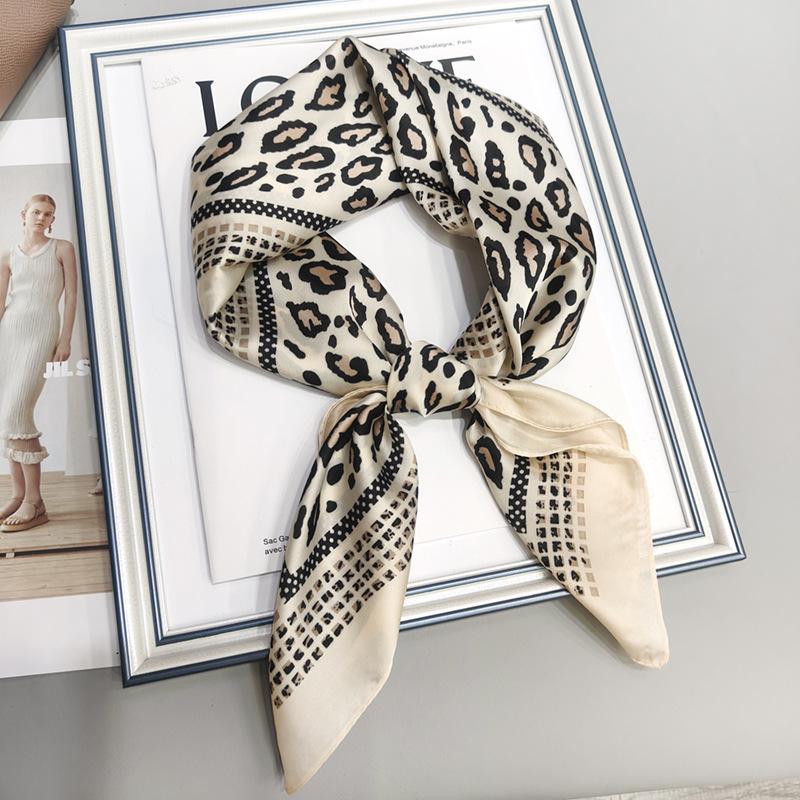Strictly Selected 70 Silk Scarves, Simulated Silk Small Square Scarves For Women, Retro High-End Thin Versatile Professional Scarves
