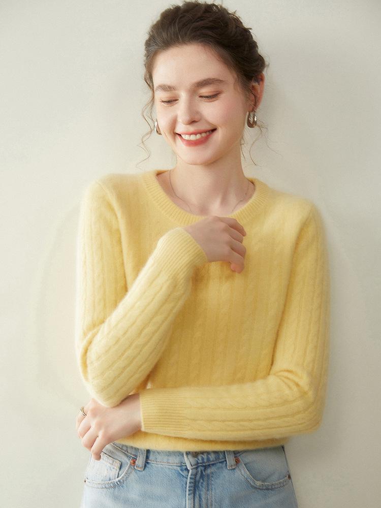 Women's Cashmere Cable Knit Sweater - Loose, Round Neck, Short, Thick for Autumn/Winter