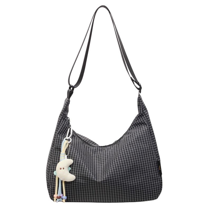 Student large-capacity bag 2025 new pleated fabric underarm bag shoulder messenger bag niche commuter bag